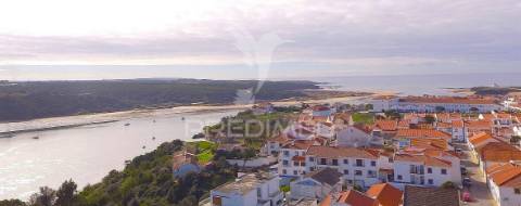 Moradia t3 com quintal em vila nova de milfontes