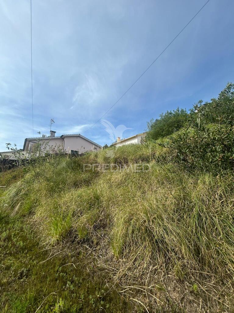 Terreno urbano com 235m² oliveirinha, aveiro