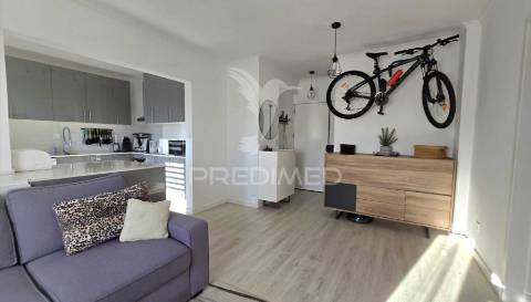 Excelente t1 totalmente renovado . lisboa - marvila