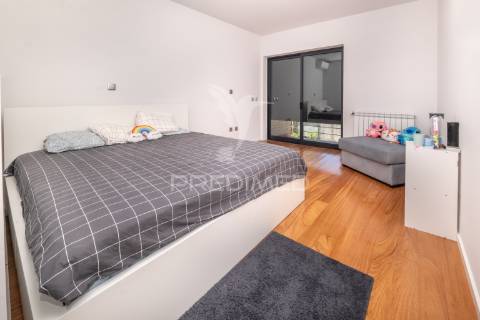 Moradia t3, parcialmente mobilada/equipada em vimieiro, braga,