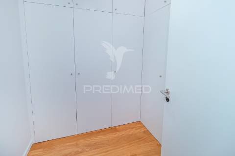 Moradia t3, parcialmente mobilada/equipada em vimieiro, braga,