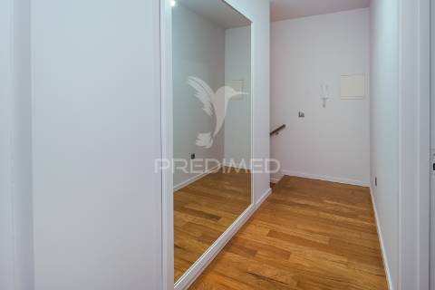 Moradia t3, parcialmente mobilada/equipada em vimieiro, braga,