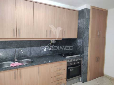 Apartamento t2 -feijó