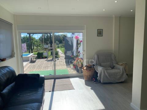 Moradia t4 com piscina e sauna