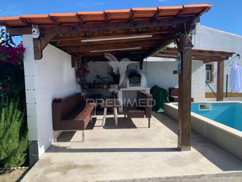 Moradia t4 com piscina e sauna