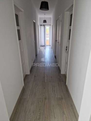 Apartamento t4 - centro de grândola
