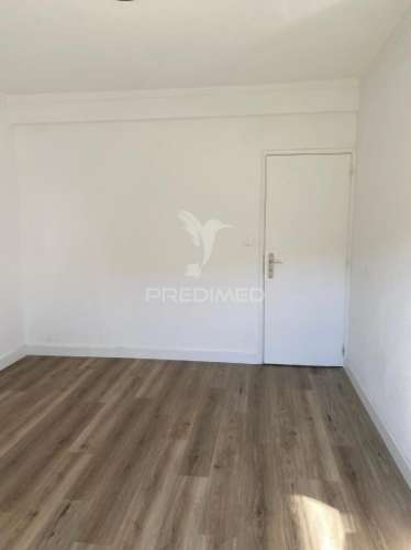 Arrendamento de apartamento t3 em castanheira do ribatejo