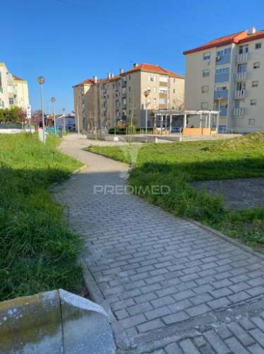 Arrendamento de apartamento t3 em castanheira do ribatejo