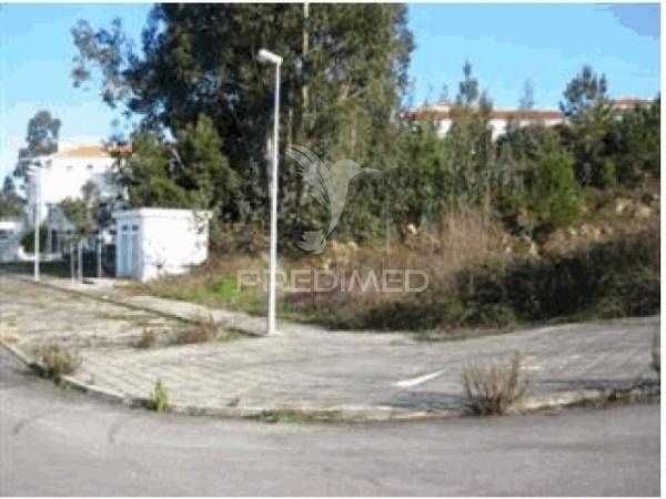 Terreno urbano cavalões