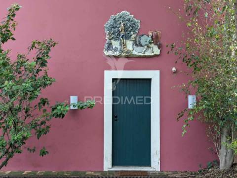 Quinta com casa senhorial reconstruída, em moncarapacho