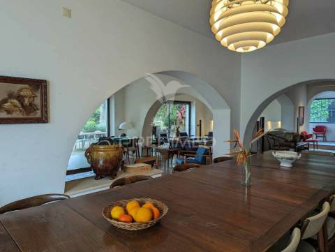 Quinta com casa senhorial reconstruída, em moncarapacho