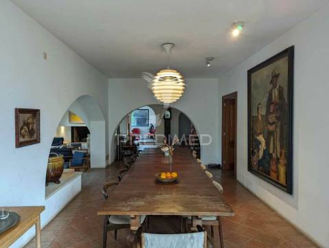 Quinta com casa senhorial reconstruída, em moncarapacho