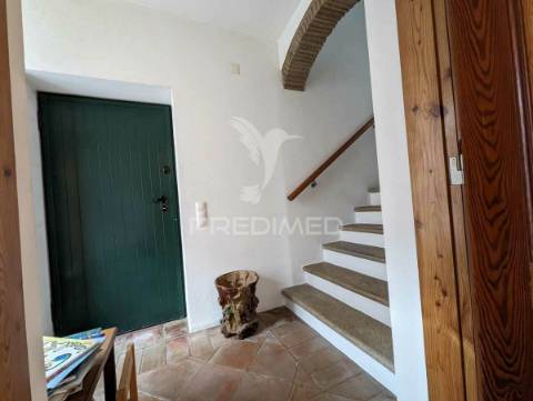 Quinta com casa senhorial reconstruída, em moncarapacho