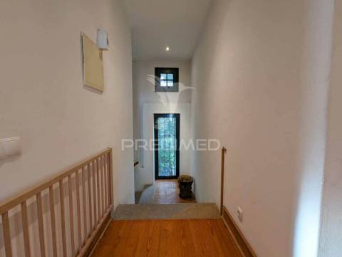 Quinta com casa senhorial reconstruída, em moncarapacho