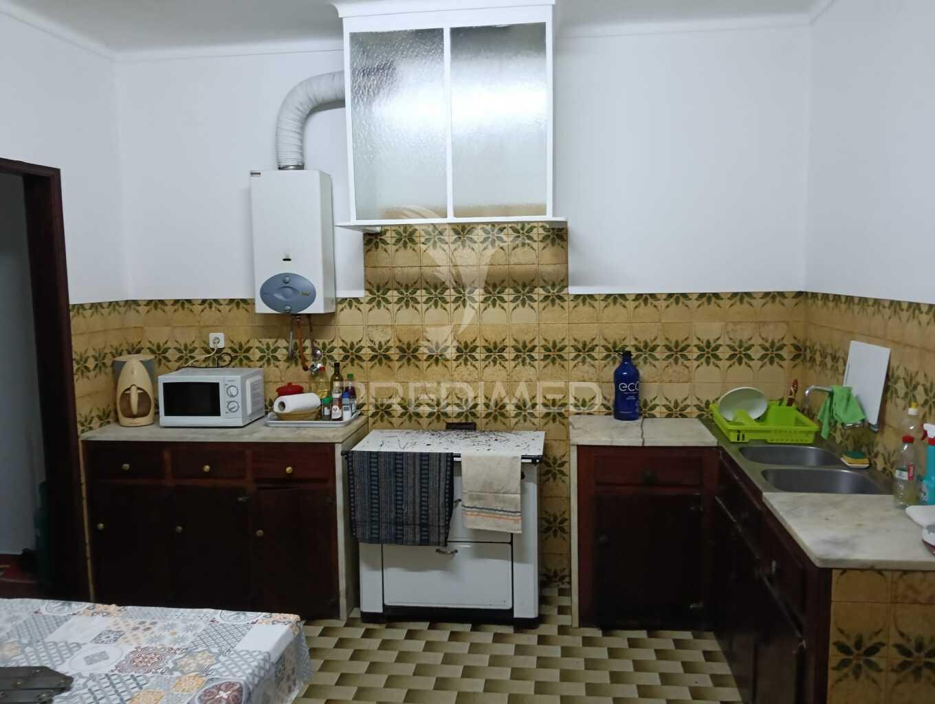 Moradia térrea t4 em tomar