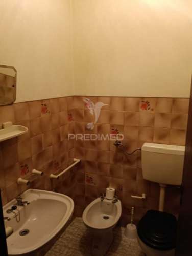Moradia térrea t4 em tomar