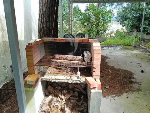 Moradia térrea t4 em tomar