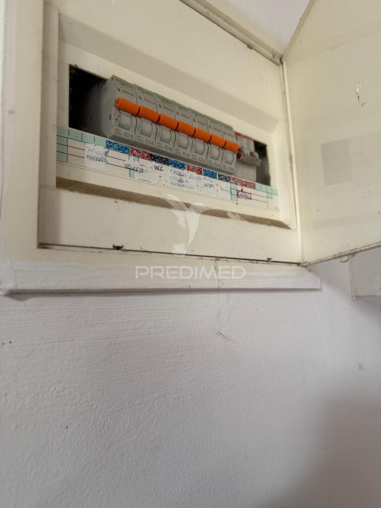 Apartamento t2  - obras totais- vista rio - barreiro