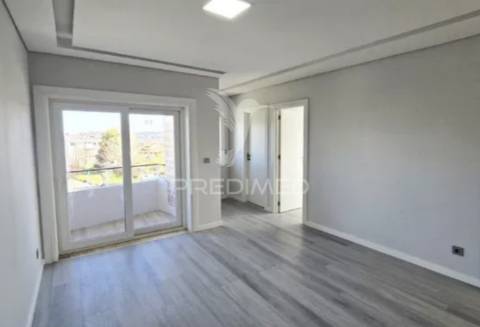 Apartamento t3 renovado com garagem | ermesinde