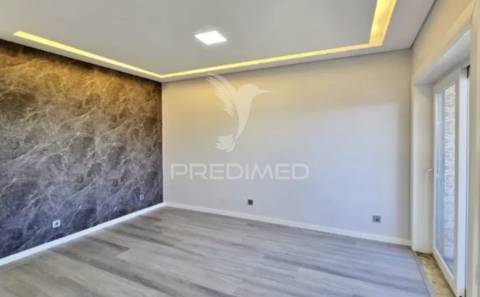 Apartamento t3 renovado com garagem | ermesinde
