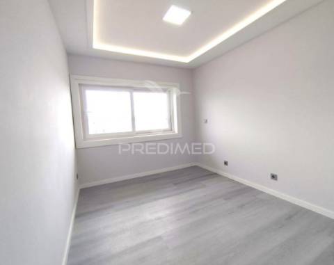 Apartamento t3 renovado com garagem | ermesinde