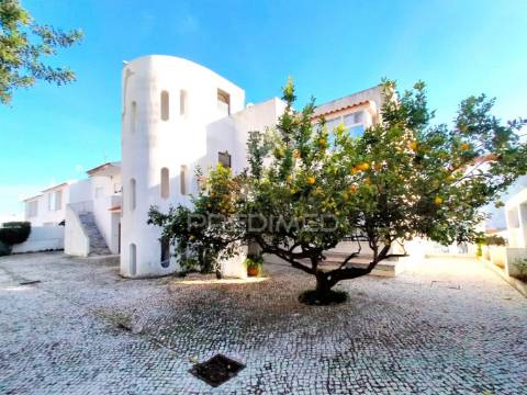 Apartamento t2 | com garagem | albufeira