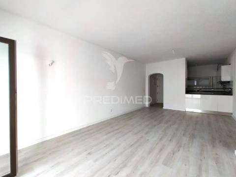 Apartamento t2 | com garagem | albufeira