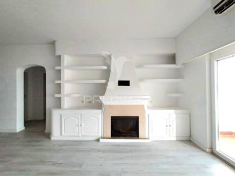Apartamento t2 | com garagem | albufeira