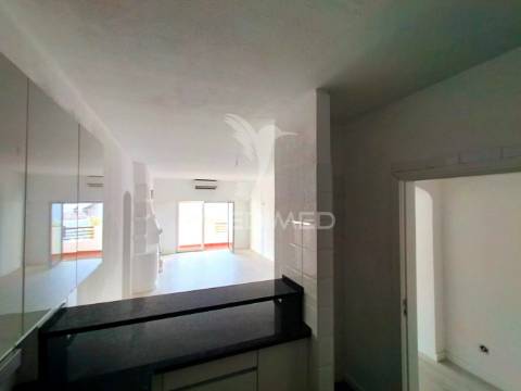 Apartamento t2 | com garagem | albufeira