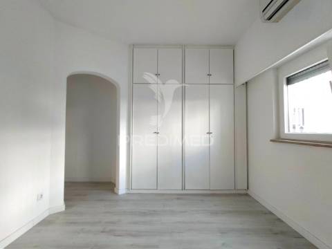Apartamento t2 | com garagem | albufeira