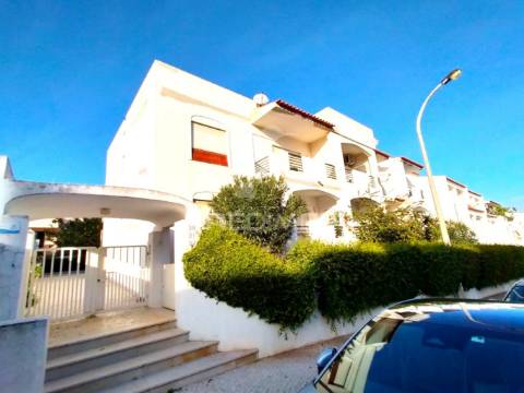 Apartamento t2 | com garagem | albufeira
