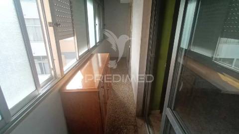 Apartamento t1 em corroios