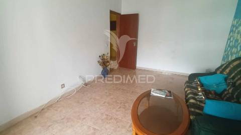 Apartamento t1 em corroios