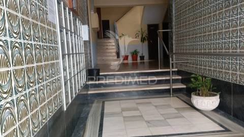 Apartamento t1 em corroios