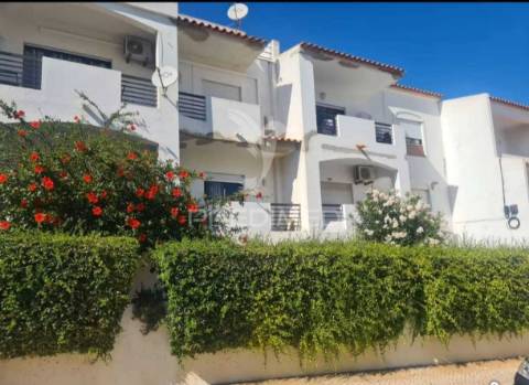 Apartamento t2 albufeira / montechoro