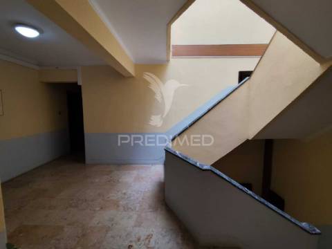 Apartamento t1 quinta de são nicolau, corroios