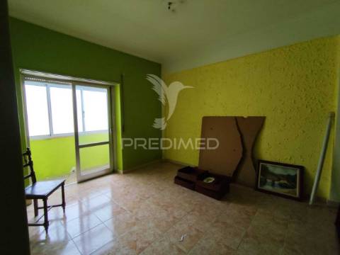 Apartamento t1 quinta de são nicolau, corroios