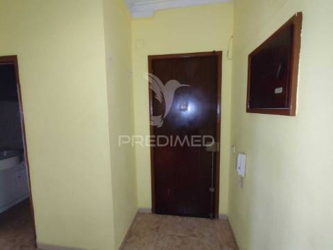 Apartamento t1 quinta de são nicolau, corroios