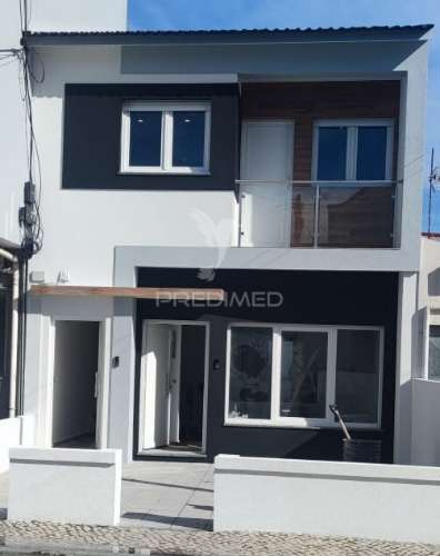 Apartamento t2 r/c