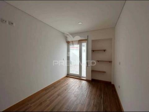 Apartamento t2 r/c