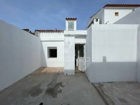 Casa t2 em abrantes - sul do tejo