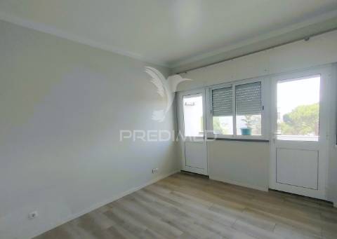 Apartamento t3 para venda em monte abraão - queluz