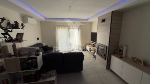 Moradia geminada t3 quinta do conde