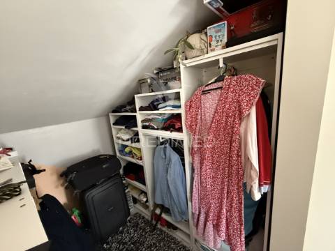 Moradia geminada t3 quinta do conde