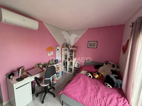 Moradia geminada t3 quinta do conde