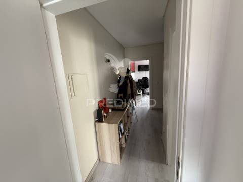 Moradia geminada t3 quinta do conde