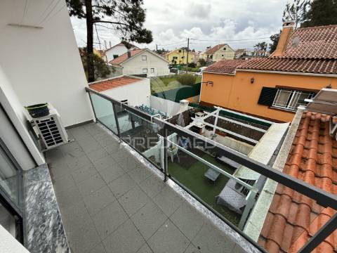 Moradia geminada t3 quinta do conde