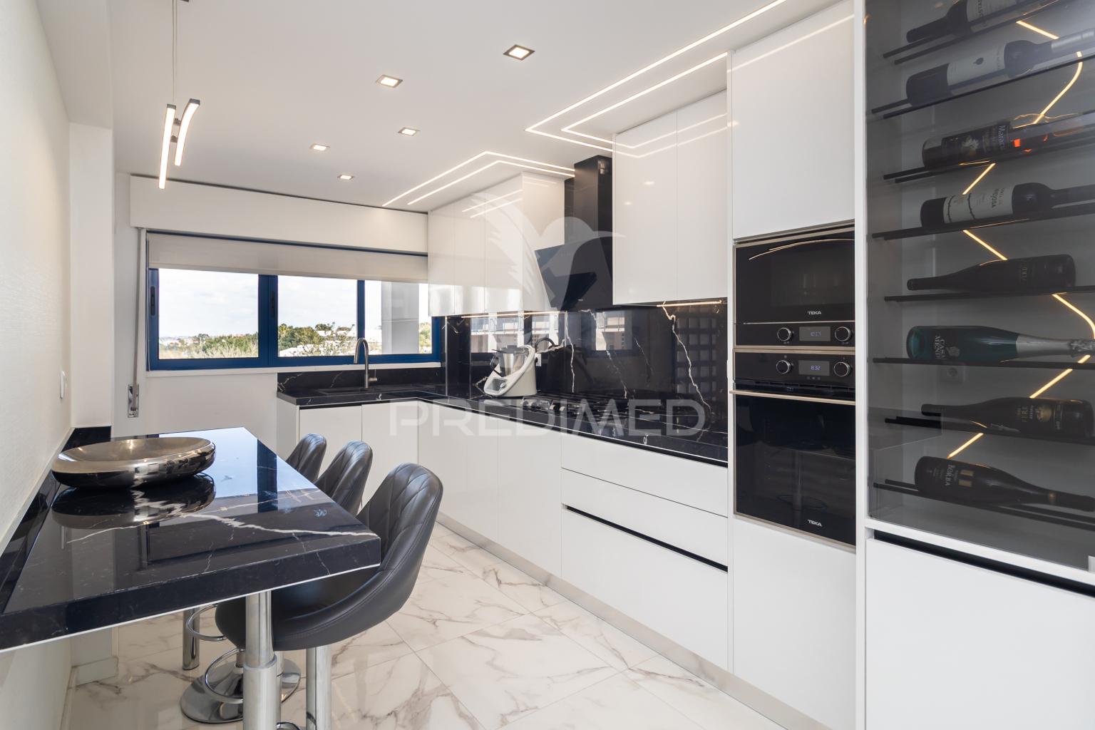 Apartamento t3, para arrendamento, conforto - barreiro