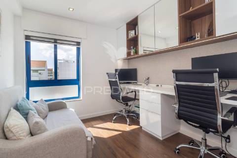 Apartamento t3, para arrendamento, conforto - barreiro