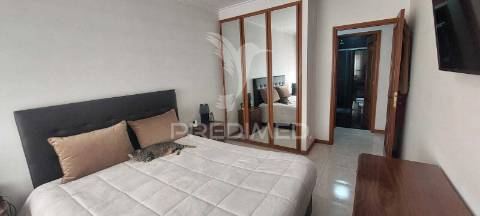 Apartamento t1+1 em vilar de andorinho